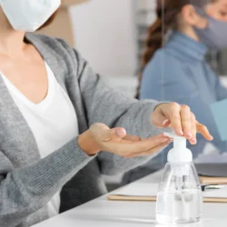 Claves para mantener una higiene laboral efectiva y segura