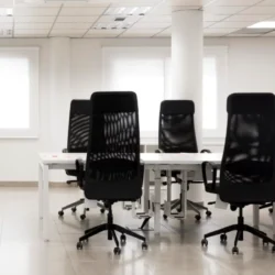 Servicio de limpieza por sustitución de vacaciones: mantén tu empresa impecable sin interrupciones